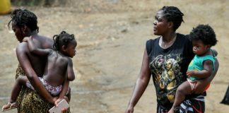 Panamá busca llevar a Costa Rica migrantes irregulares varados por la covid-19