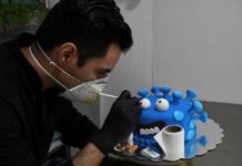 Pastelero guatemalteco sortea la pandemia con tartas de "coronavirus"