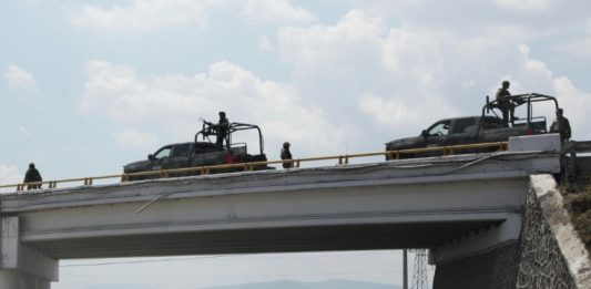 Autoridades detienen a 26 integrantes de un cártel en el centro de México