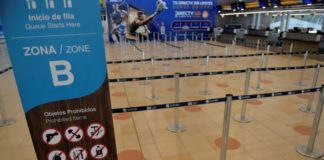 Ecuador reanuda vuelos de pasajeros y reduce toque de queda en medio de pandemia