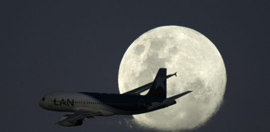 LATAM Airlines cierra su filial en Argentina y se agudiza su crisis por la pandemia