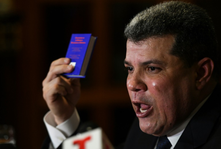 La UE sanciona a Luis Parra y a funcionarios de Venezuela por decisiones contra oposición