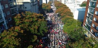 Primer paro y manifestación en Uruguay contra gobierno de Lacalle Pou