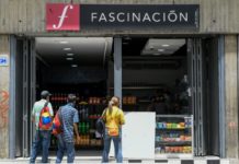 Comercios en Caracas mutan por pandemia