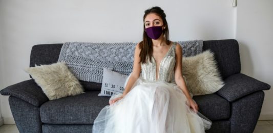 'COVID-19 se robó la celebración de mis quince'