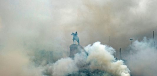 Chile apura reforma en la Policía tras violencia de agentes en protestas