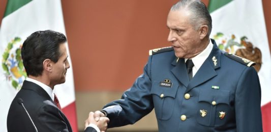 Inculpan a exministro de Defensa de México por narcotráfico y blanqueo de dinero en EEUU