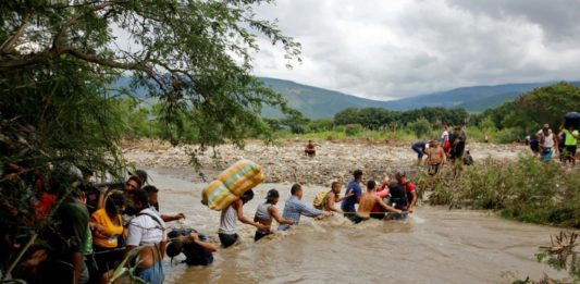 Población de venezolanos en Colombia cae por primera vez en cinco años