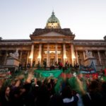 Argentina continúa batalla parlamentaria por legalización del aborto