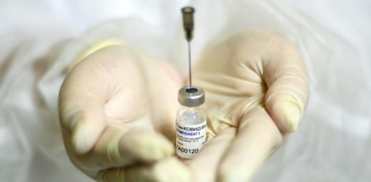 OMS pandemia no acabará con el lanzamiento de la vacuna