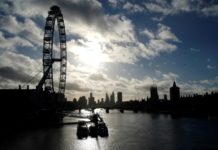 Reino Unido cada vez más aislado por prohibición de viajes