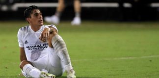 Futbolista argentino Pavón enfrenta denuncia por abuso sexual