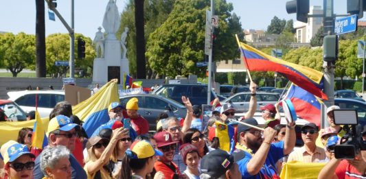 Presentan proyecto de ley para otorgar TPS a venezolanos en EEUU