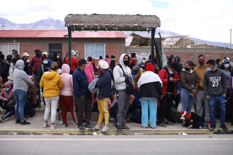 Aumenta cruce irregular de migrantes en frontera Bolivia-Chile