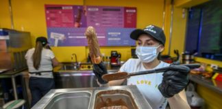 Cepal retrocede participación laboral femenina en Latinoamérica