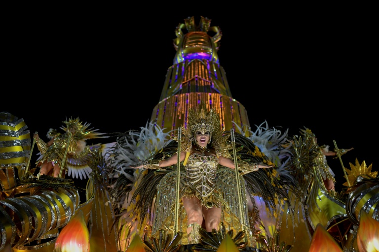 Río de Janeiro prohibe celebraciones callejera en Carnaval