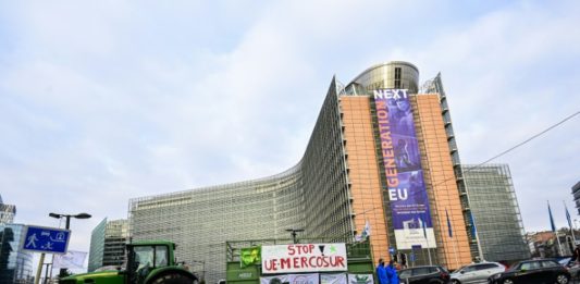 Temen giro del gobierno francés sobre acuerdo UE-Mercosur