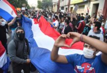 Diputados de Paraguay rechazan pedido de juicio político a presidente