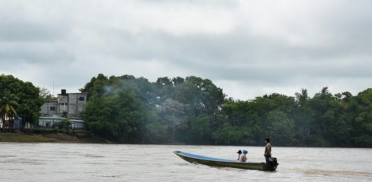 Venezolanos se refugian en Colombia tras ola de violencia en la frontera