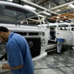 Volkswagen Brasil suspenderá su producción por12 días
