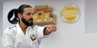 El maestro de karate que alista un adiós de oro en Tokio-2020