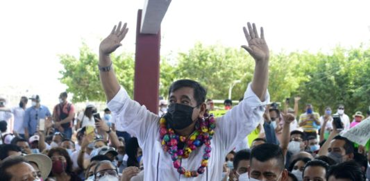 Inhabilitan a candidato electoral en México por supuesto abuso sexual