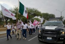 Candidatos mexicanos desafían las balas durante campaña