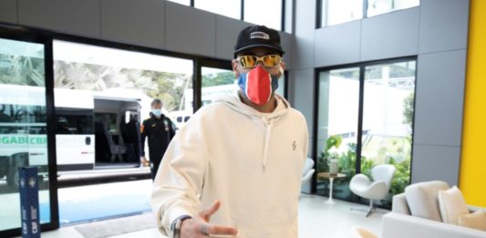 Neymar califica acusación de Nike como absurda y mentirosa