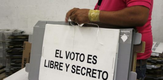 Noticias falsas empañan campaña electoral en México