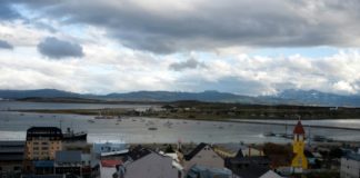 La austral Tierra del Fuego prohíbe la salmonicultura