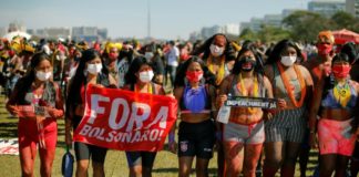 Gobierno brasileño acelera proyectos en tierras indígenas
