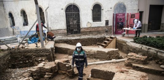 Hallan restos de una capilla del siglo XVII en Lima