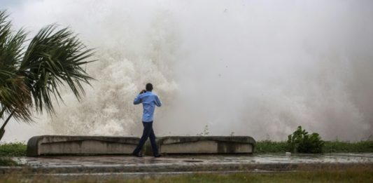 Tormenta tropical Elsa golpea Cuba en su ruta hacia Florida