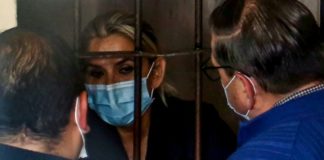 Jeanine Añez intentó suicidarse en la cárcel, denuncia su abogado