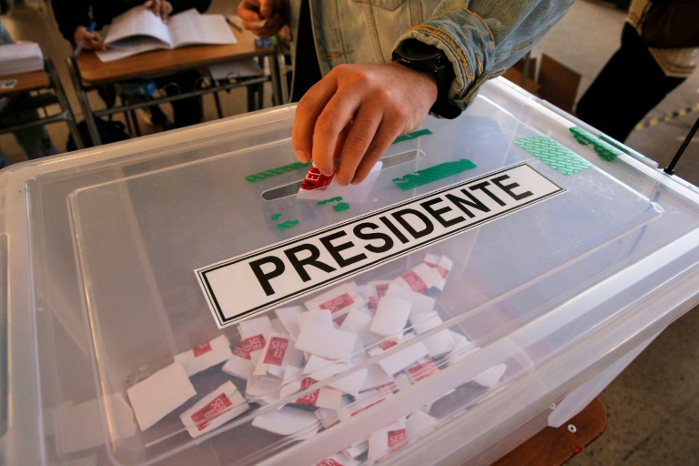 Chile inicia la campaña presidencial en medio de marcada indecisión