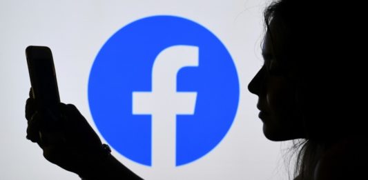 Facebook impulsa transformación digital en prensa argentina