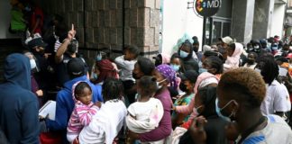 Haitianos solicitan asilo en México tras dificultad de llegar a EEUU