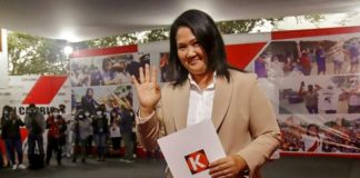 Suspenden audiencia de revisión de cargos contra Keiko Fujimori