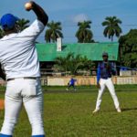 Andanada de fugas sacude al béisbol cubano