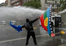 Detenidos y heridos deja incidente de marcha mapuche en Chile