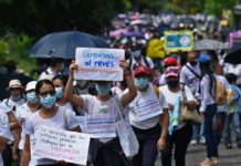 Jóvenes salvadoreños claman por apoyo para no migrar