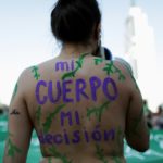 Archivan proyecto de despenalización del aborto en Chile