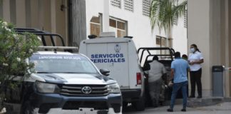 Detienen a dos personas por balacera en playa cercana a Cancún