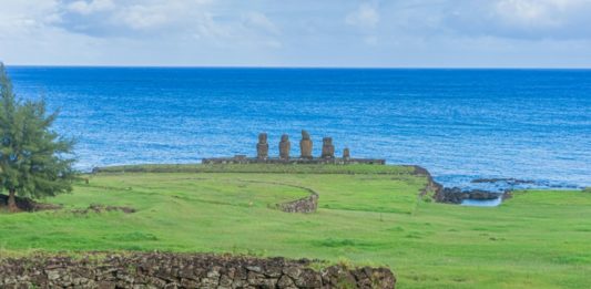 Isla de Pascua reabrirá al turismo en febrero de 2022