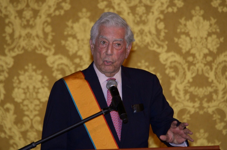Mario Vargas Llosa ingresa a la Academia Francesa