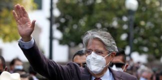 Ecuador descarta confinamiento por variante ómicron