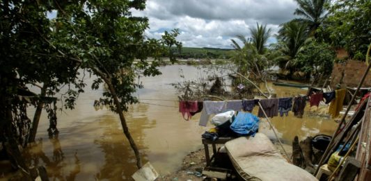 Lluvias intensas causan muerte e inundaciones en el noreste brasileño