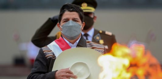 Perú enfrenta nuevamente la posibilidad de la destitución presidencial