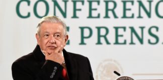 Tribunal electoral ordena consulta sobre mandato de López Obrador