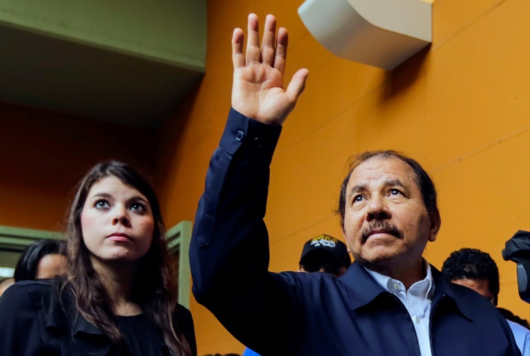 Ortega asume cuarto mandato con sanciones de EEUU y la UE